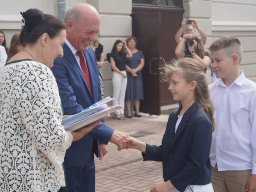 zakonczenie_2025_11